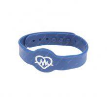Stock Nfc Silicone Sports Wristbands Rfid Silicone Rubber Bracelets thumbnail-5