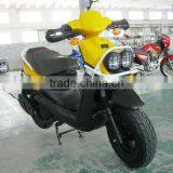 Hot Sale 150cc Gas Scooter thumbnail-1