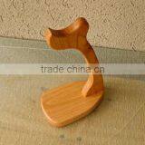 Wooden Earphone Mic Holder thumbnail-2