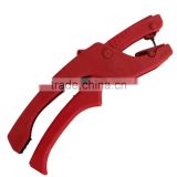 ear marking pliers with handle using
