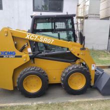 Xc7-Sr07 skid steer loader manufacture from China 1 Ton Chinese Multifunction Skid Steer Loader