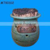 Terra Cotta Garlic Pot thumbnail-1