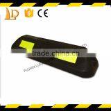 Independent Developed Rubber Wheel Chocks for Truck With 5 Year Warranty thumbnail-1