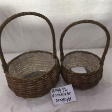 Willow Basket With Handles And Plastic Liners thumbnail-4