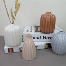 Ceramic Vase thumbnail-1