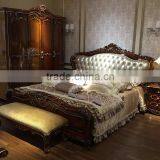 Latest Design for European Style King Size Solid Wood Bedroom Furniture Set thumbnail-4