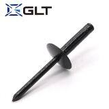 Чёрные крупные заклепки