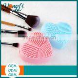 Wholesale Powder Puff and Silicone Wash Make Up Brushes thumbnail-1