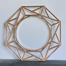 New Design Gold And White Colored Wedding Charger Plates PP Plastic Charger Plates Decorative Dish Plates For Events Wedding Party Banquet thumbnail-1