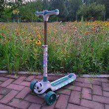 Kids Scooter Kick Scooter Toys Glowing 3-wheel Scooter With Music and Lights thumbnail-1