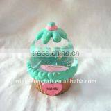Polyresin Cake Water Globe thumbnail-1