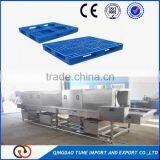 China automatic plastic basket cleaning machine/turnover crates cleaner