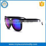 Fashion Anti uv Cheap Bamboo Green Mirror Polarized Sunglasses With Spring Hinges thumbnail-1