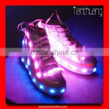 LED light sneaker