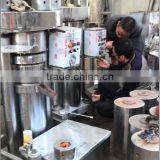 Low Price and Stable Performance Almond Oil Cold Press Machine for Food/cosmetic Grade thumbnail-2