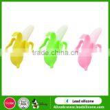 Different Lovely Design Food Garde Silicone Wine Bottle Stopper, Beer Bottle Stopper thumbnail-5