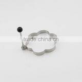 Pretty Flower Shape Fried Egg Mold thumbnail-2