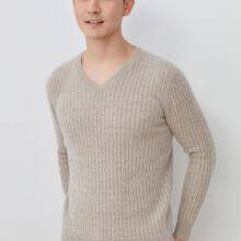 100% Cashmere Men′s V-Neck Pullover Sweater thumbnail-3