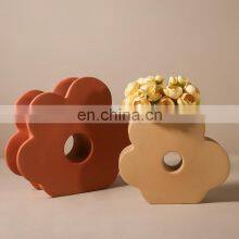 Wholesale INS Bud Vase Ceramic Art Geometric Flower Shape Floral Moranti Wedding Centerpieces & Table Decorations Ceramic Vase thumbnail-3