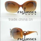 Cheap custom New style of Fashiaon sunglasses Italy Design Sunglasses for women CE&FDA