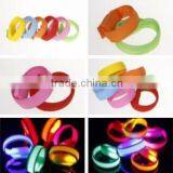 Yiwu Wholesale Low Price Profitional Gift Colorful Fashion Customized Nylon LED Flash Wristband thumbnail-3