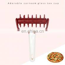 Private Label Plastic Multifunction Needle Pizza Dough Docker Pastry Lattice Roller Cutter thumbnail-4