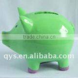 pig shaped piggy banks