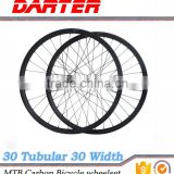 Strong and robust 30mm width 30mm depth carbon bike wheelset 700c
