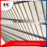 China Exporter Free Sample Curvy Welded Wire Mesh Fence thumbnail-4