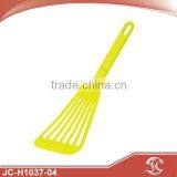 FDA LFGB Eco-friendly Nylon Bright Colorful Slotted Turner