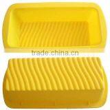 silicone baking pans/ loaf pan