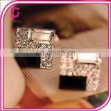 2017 Temperament Black and White Diamond Flash Diamond Earrings for Women thumbnail-2
