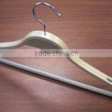 Wholesale Cheap Hanger With Anti Slip Teeth , Laminated Hanger With Bar Hot Sale Hanger thumbnail-2
