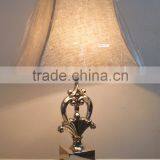 BISINI Antique Bronze Leaf Shape Table Lamp thumbnail-2