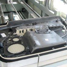 Double-station Hot Riveting Machine for Automotive Door Panels thumbnail-3