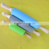 Silicone Used Pizza Dough Roller or Chapati Rolling Pin With Plastic Handle thumbnail-1