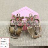 Wholesale Hollow Out Diy Jewelry Large Zinc Alloy Owl Pendant thumbnail-2
