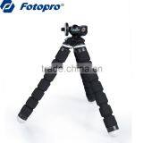 Fotopro Multifuctional Flexible Table Mini Camera Tripod RM-90 thumbnail-3
