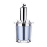 Nail Polish Bottle With Many Diferent Brush Heads thumbnail-5