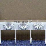 Metal Hook With Flower thumbnail-1