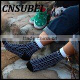 Autumn and Winter Men Black and White Chain Pattern Personality Cotton Tube Socks thumbnail-1
