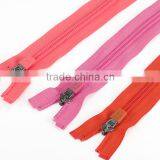 2015 Hot Sale #5 Open End Auto Lock Nylon Zipper thumbnail-2