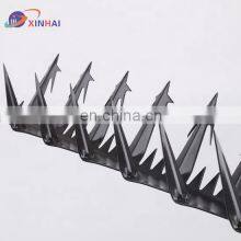 XINHAI Hot Dipped Galvanized Razor Barbed Wire Anti Climb Wall Spikes thumbnail-1
