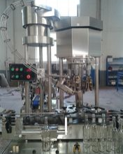 Food Grade Stainless Steel Glass Bottle Liquid Filling Machine thumbnail-1