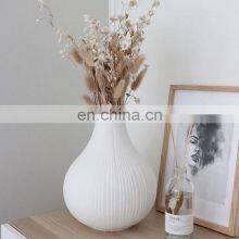 2021 House Ornaments Flower Decoration Black Ceramic Vases White Chinese Plant Modern Round Pottery Nordic Vase Home Decor thumbnail-2