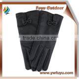 Black Ladies Cheap PU Synthetic Leather Gloves