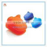 Blue Color Bull Shape Heat Resistant Silicone Grilling Cooking and BBQ ,blue Color Bull Shape Silicone Grilling Cooking Gloves