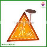 Customizable Aluminium Solar Power LED Traffic Signal Sign thumbnail-2