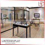 Modern High-quality Wacth Display Showcase thumbnail-2