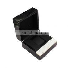Оптовая продажа индивидуально изготовленных роскошных одностенных коробок для часов из дерева, покрытых черной глянцевой лаками thumbnail-2